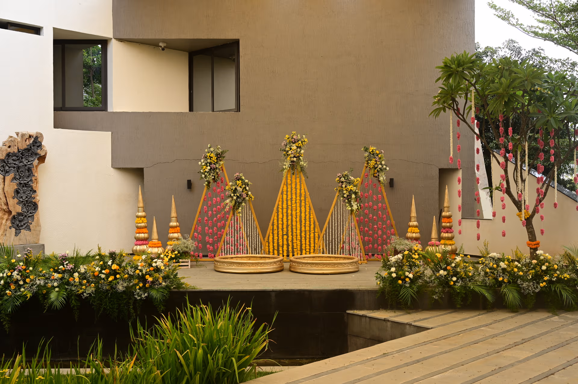 How to Choose the Best Bangalore Wedding Venue: Location, Logistics, and Luxury